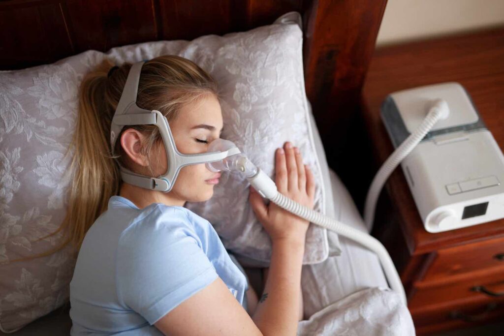 Exploring the Benefits of a Sleep CPAP Machine for Sleep Apnea